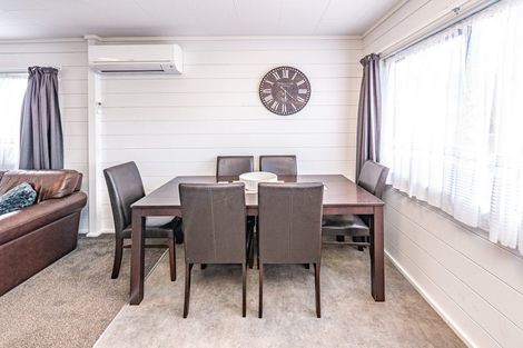 Photo of property in 110 Hinau Street, Castlecliff, Whanganui, 4501