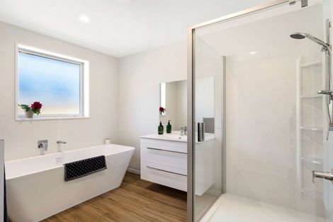 Photo of property in 10 Waituna Street, Pegasus, 7612