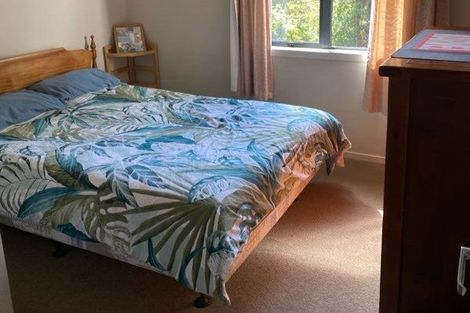 Photo of property in 8 Aratika Grove, Stokes Valley, Lower Hutt, 5019