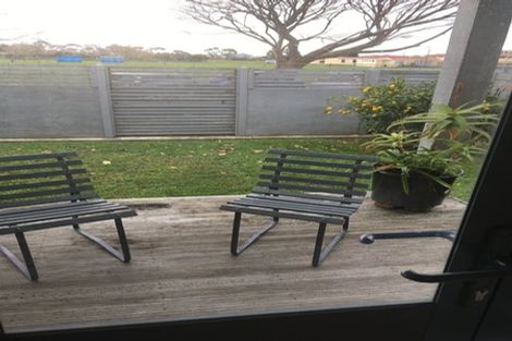 Photo of property in 16 Freyberg Street, Roslyn, Palmerston North, 4414