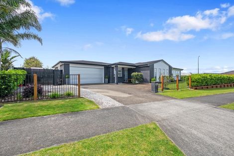 Photo of property in 3 Pitoitoi Drive, Riverhead, 0820