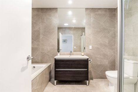 Photo of property in 32 Owen Chapman Drive, Red Beach, 0932