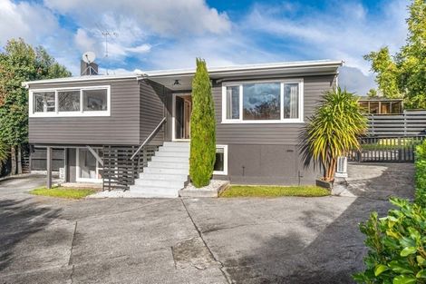 Photo of property in 1/7 Arahia Street, Northcote, Auckland, 0627