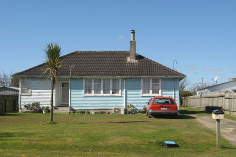 Photo of property in 14 Matai Street, Edgecumbe, 3120