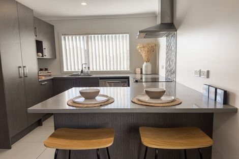 Photo of property in 11 Charlotte Crescent, Dinsdale, Hamilton, 3204