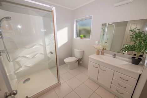 Photo of property in 11 Christine Drive, Coopers Beach, 0420