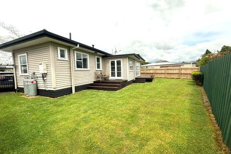 Photo of property in 48d Beach Road, Katikati, 3129