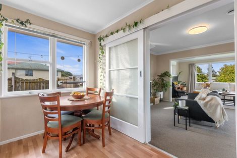 Photo of property in 1 The Drive, Brookfield, Tauranga, 3110