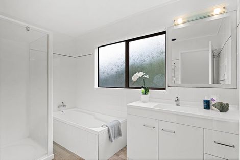 Photo of property in 43 Tamatea Drive, Snells Beach, 0920