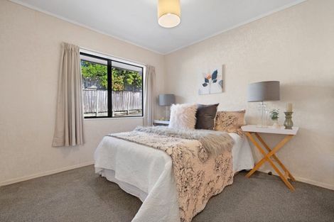 Photo of property in 2/40 Simmental Crescent, Somerville, Auckland, 2014