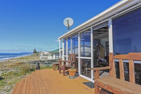 Photo of property in 431 Pukehina Parade, Pukehina, Te Puke, 3189