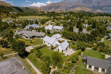 Photo of property in Butel Park, 22 Essex Avenue, Arrowtown, 9302