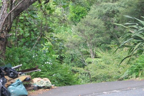 Photo of property in 180 Atkinson Road, Titirangi, Auckland, 0604