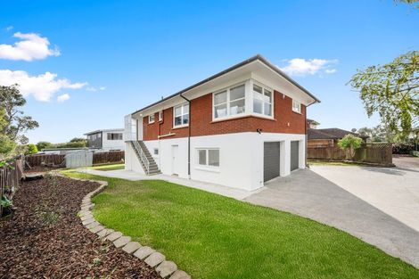 Photo of property in 17a Gulf Crest, Bucklands Beach, Auckland, 2012