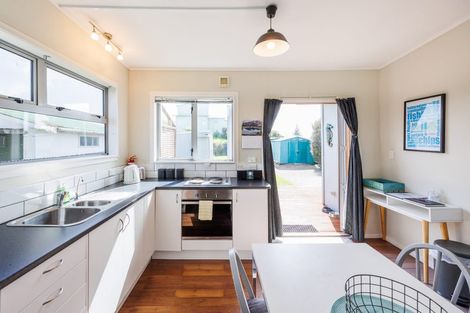 Photo of property in 133 Seabury Avenue, Foxton Beach, Foxton, 4815