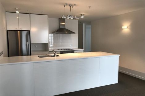 Photo of property in Montreaux Apartments, 8h/164 The Terrace, Wellington Central, Wellington, 6011