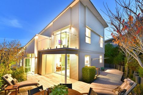 Photo of property in 83 William Bayes Place, Red Beach, 0932