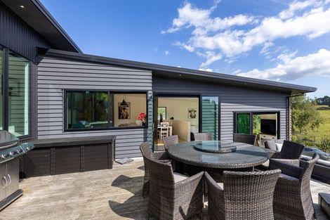 Photo of property in 36 Robertson Street, Raglan, 3225
