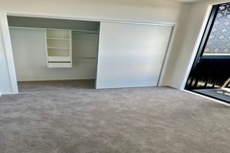 Photo of property in 10/19 Windlass Street, Long Bay, Auckland, 0630