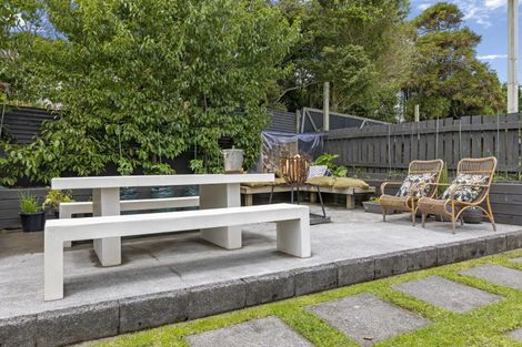 Photo of property in 14 Rosendale Avenue, Spotswood, New Plymouth, 4310