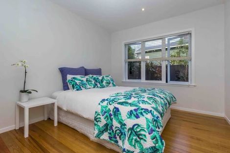 Photo of property in 1/18a Ascot Avenue, Narrow Neck, Auckland, 0624