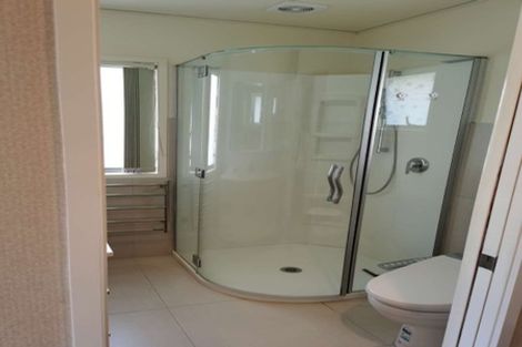 Photo of property in 1/10 Burford Place, Mellons Bay, Auckland, 2014