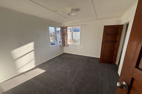 Photo of property in 45 Goldsmith Crescent, Levin, 5510