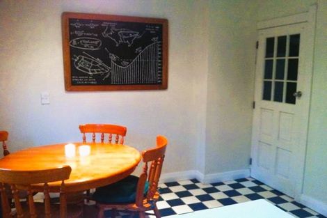 Photo of property in 104 Glenmore Street, Northland, Wellington, 6012