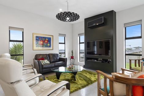 Photo of property in 9 Utopia Park Heights, Welcome Bay, Tauranga, 3112