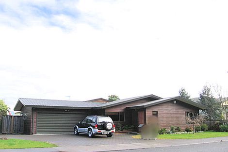 Photo of property in 223 Kenilworth Road, Mayfair, Hastings, 4122