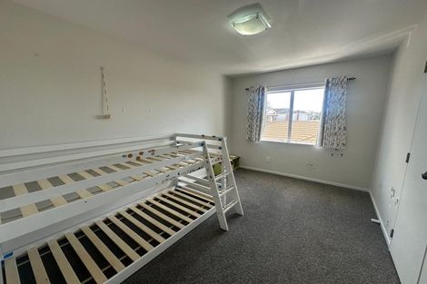 Photo of property in 15a Te Atatu Road, Te Atatu South, Auckland, 0610