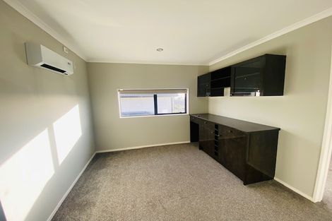 Photo of property in 31 Te Aramanu Crescent, Papakura, 2110