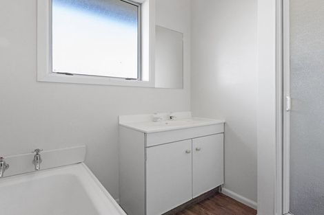 Photo of property in 38 Greenhaven Drive, Burwood, Christchurch, 8083