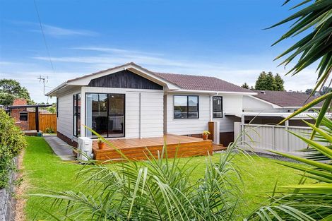 Photo of property in 1/86 Stanley Road, Glenfield, Auckland, 0629