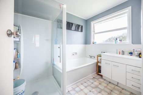 Photo of property in 4 Sundown Crescent, Melville, Hamilton, 3206