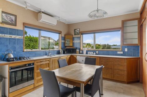 Photo of property in 10 Randall Place, Hospital Hill, Napier, 4110
