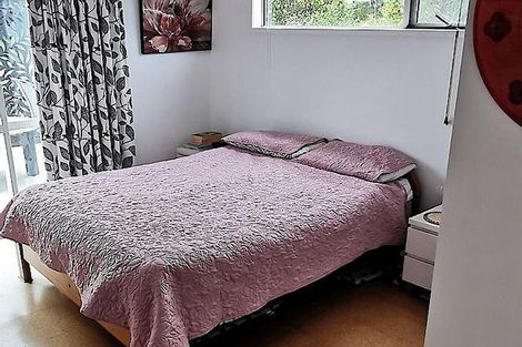 Photo of property in 28 Matakohe Road East, Matakohe, 0593