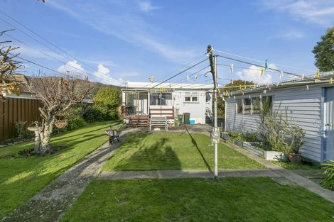 Photo of property in 13 Foster Street, Taita, Lower Hutt, 5011