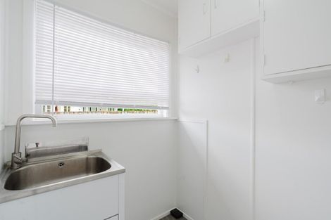 Photo of property in 18 Brocas Avenue, Hillcrest, Hamilton, 3216