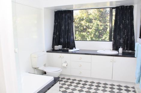 Photo of property in 19 Rewa Rewa Valley, Tairua, 3508