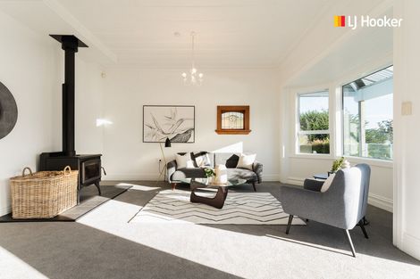 Photo of property in 6 Marion Street, Macandrew Bay, Dunedin, 9014