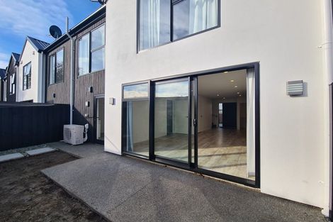 Photo of property in 2/31 Champion Street, Edgeware, Christchurch, 8013