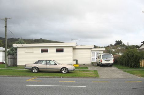 Photo of property in 2 Horoeka Street, Stokes Valley, Lower Hutt, 5019