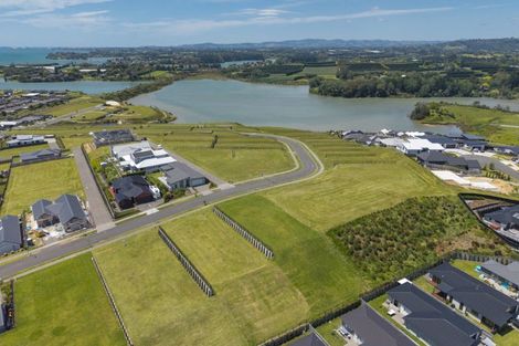 Photo of property in 10 Kuaka Rise, Omokoroa, 3114