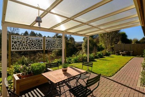 Photo of property in 10 Heaphy Place, Pukehangi, Rotorua, 3015