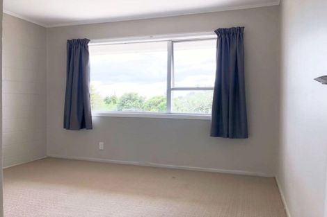 Photo of property in 3/68 Rua Road, Glen Eden, Auckland, 0602
