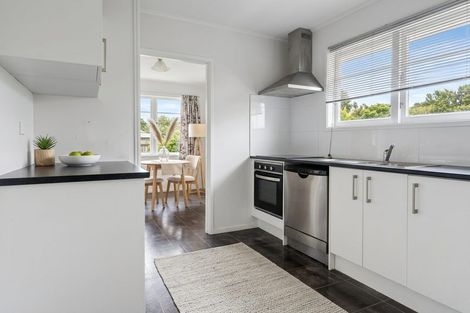 Photo of property in 9 Mervan Street, Mangere East, Auckland, 2024
