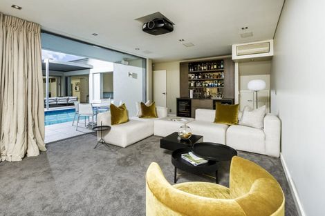 Photo of property in 15 Lake View Road, Takapuna, Auckland, 0622