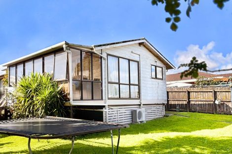 Photo of property in 2/3 Rogers Road, Manurewa, Auckland, 2102
