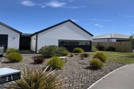 Photo of property in 21 Dray Place, Halswell, Christchurch, 8025